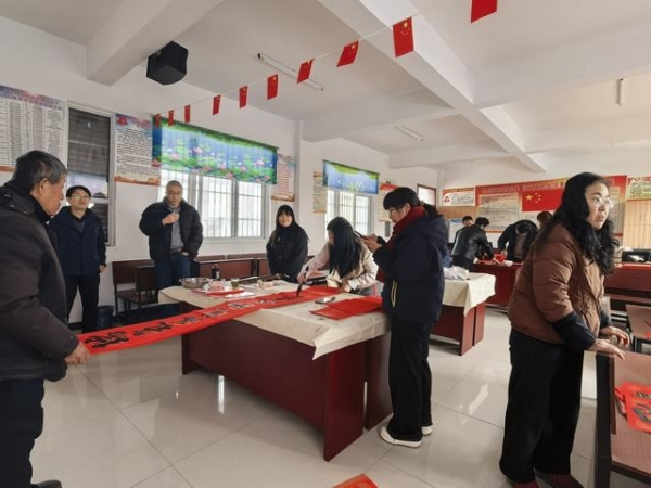 致公党安徽省委会赴寿县开展定点帮扶